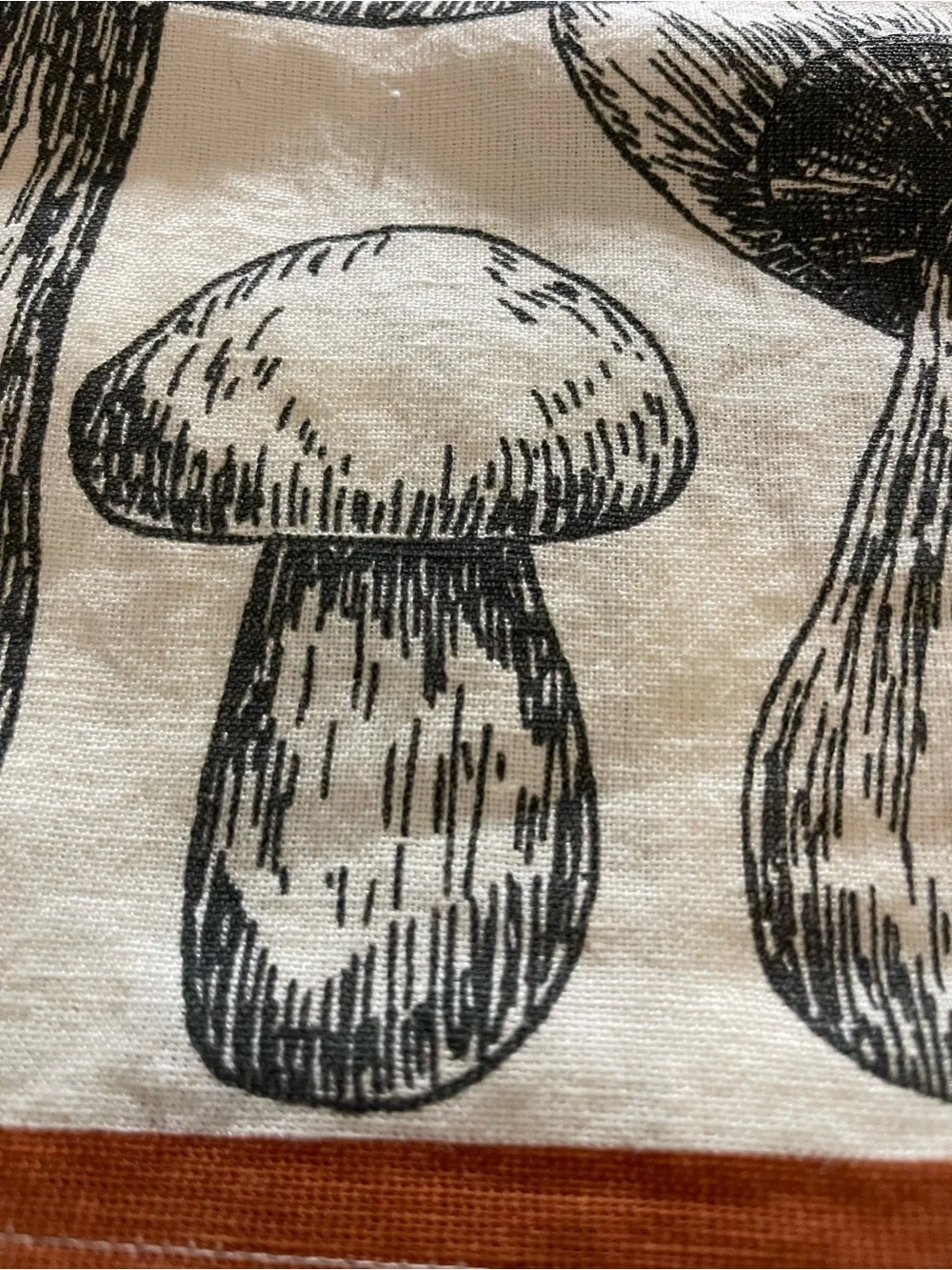 World Market Mushroom Print Kitchen Towel in Cream and Rust, NWT